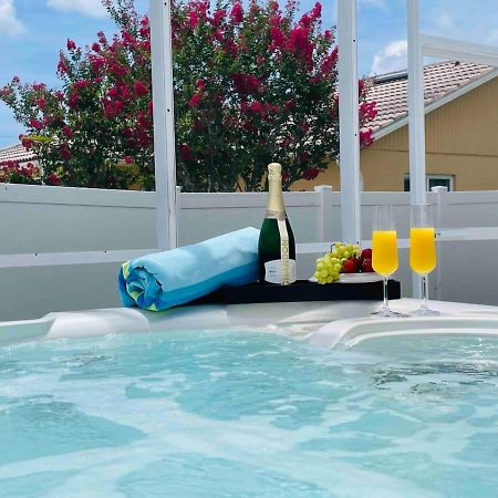 Endless Summer Retreat Jacuzzi 3Kingbed Airhockey Cape Coral Ngoại thất bức ảnh